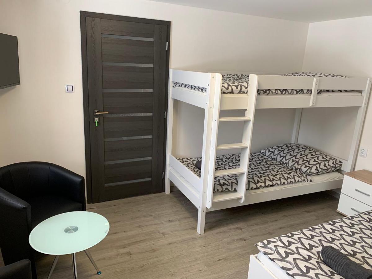 Apartman U Drahotu Pernink Екстер'єр фото